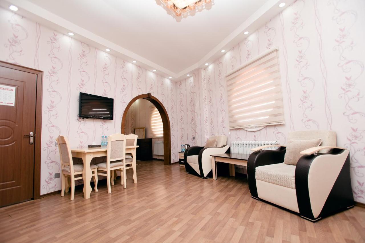 Cinema Boutique Hotel Ganja Extérieur photo