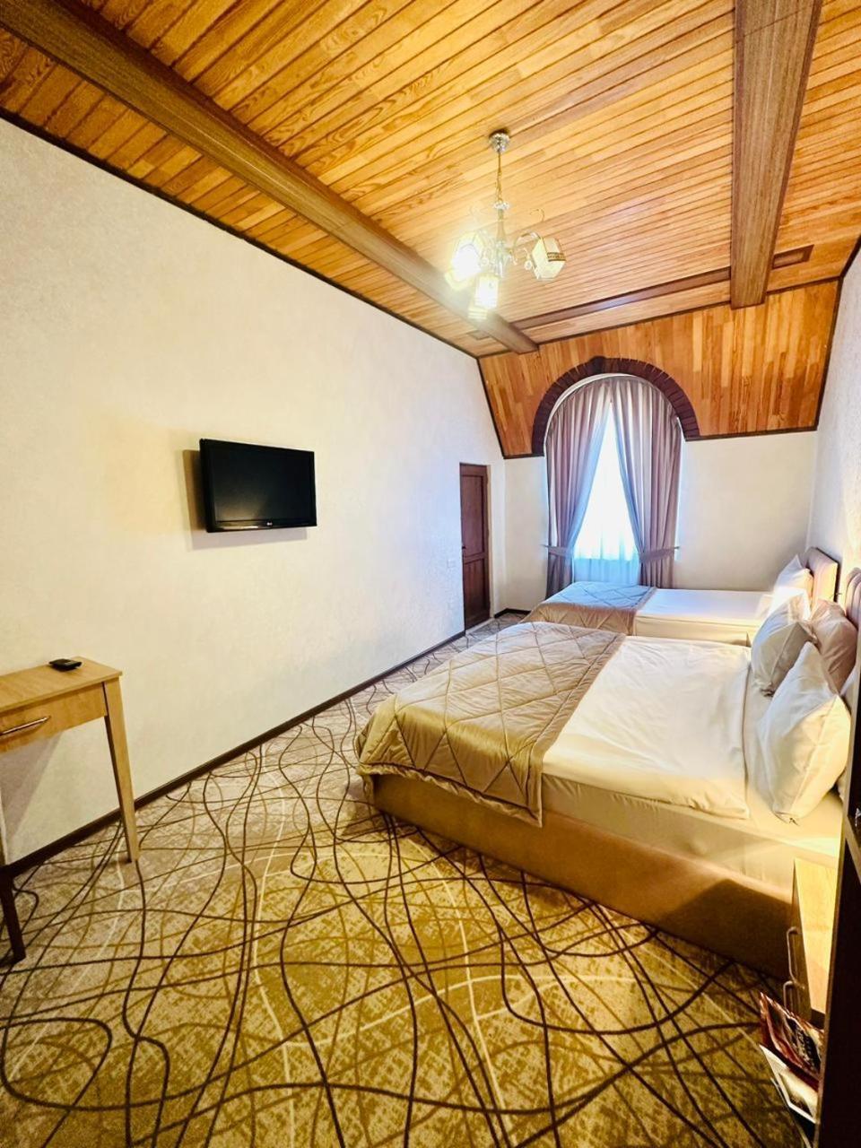 Cinema Boutique Hotel Ganja Extérieur photo