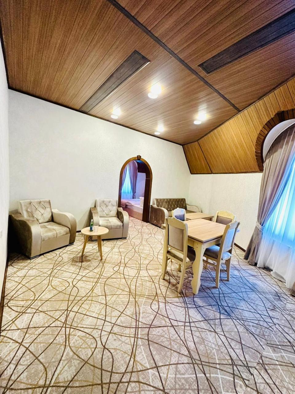 Cinema Boutique Hotel Ganja Extérieur photo
